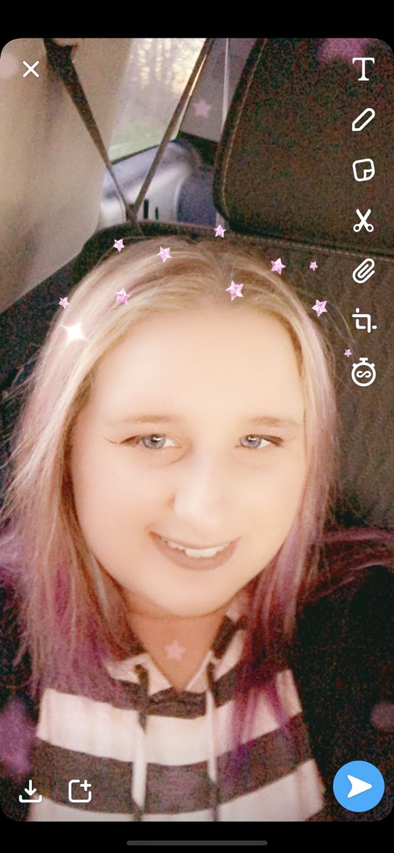 baileybarnes_02's tweet image. #snapchatfilters2020 #feelinglikestars #feelinglikealittlebear #feelinglikeabunny