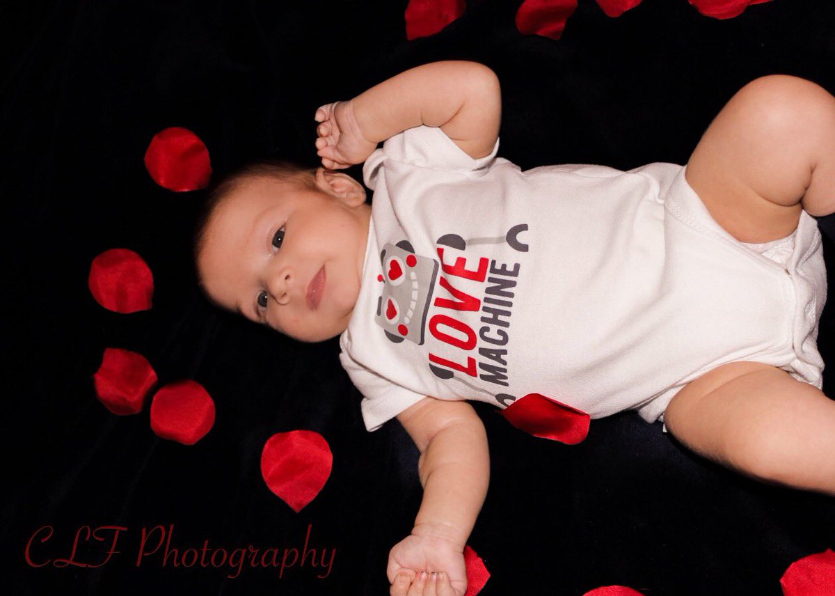ClfPhotography's tweet photo. Did a mini Valentine’s Day shoot with this little man!!! 🥺♥️ 
💥This was done on a blue fuzzy blanket!!!💥 #nyipstudent #nyip #procreate #lightroom #cannon #like #follow #photooftheday #photoshoot #photographer #photographystudent #ValentinesDay #toddler #baby @nyip @Lightroom https://t.co/e5CDtRhLkF