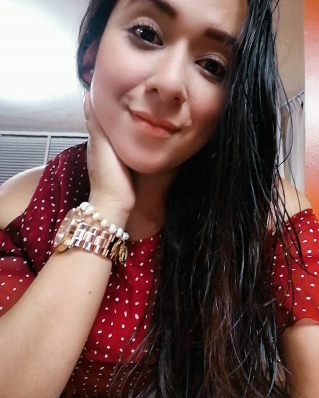 Anyelipr's tweet photo. Bonito sábado para todos 🍺🔥 #instapost #instapic #selfie #selfshoot #picofthemoment #picoftheday #closeup #saturday #vibes #chill #nofilterneeded #nightout https://t.co/aN4YKXELnU