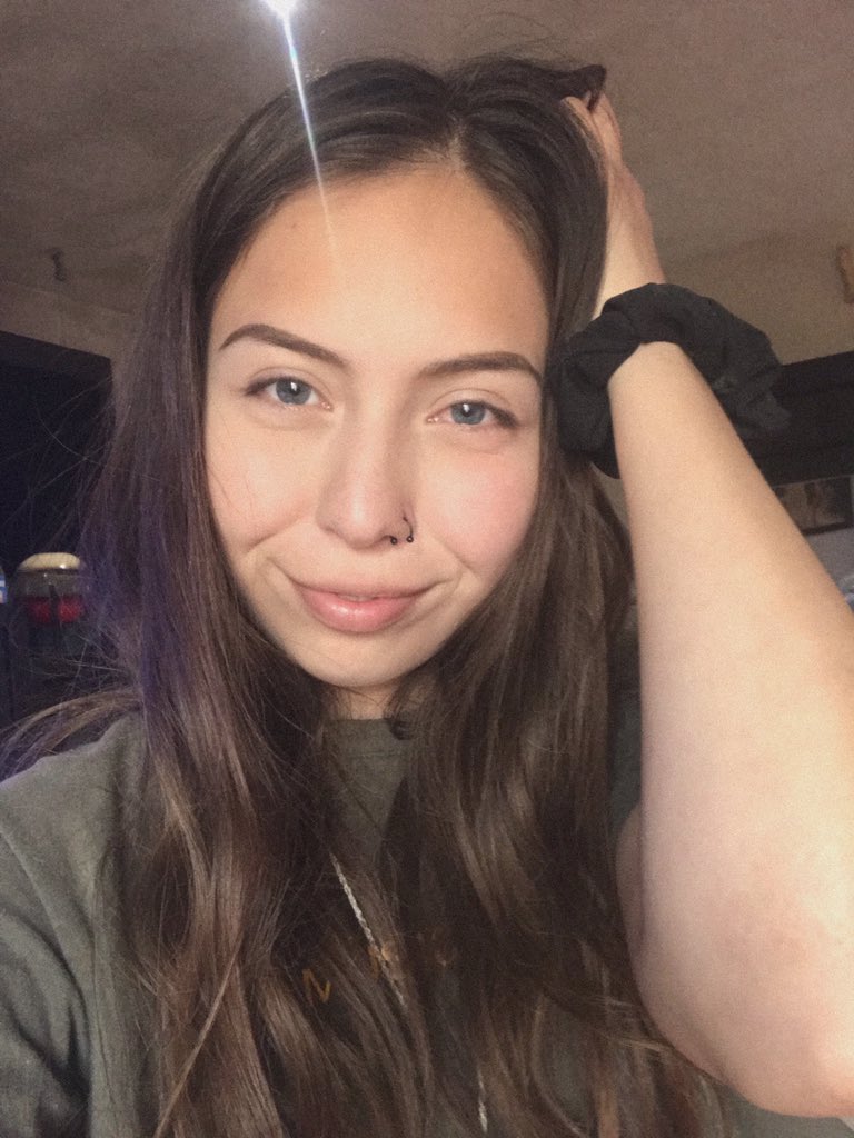 SaraRom56537863's tweet image. #strunk #drug