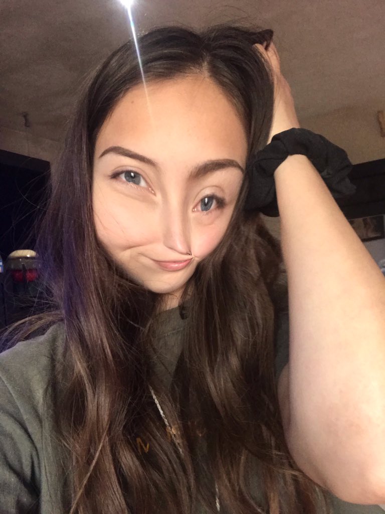 SaraRom56537863's tweet image. #strunk #drug