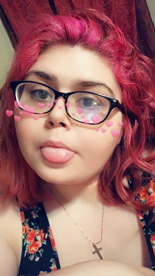 sigyn_loki's tweet photo. Anyone want to entertain me tonight? 💕👀 #sellnudes #camgirl #sellingpictures #premiumsnap https://t.co/mkf1PuIFTA