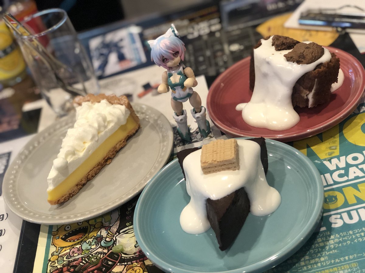 reiyataki0398's tweet photo. わぁーいケーキめっちゃ美味しいよ！
ザクさんの許可を貰って
差し入れしてもらったよー！
御馳走さまだす

灰猫さんちの娘たんと一緒に

☆アニプラカフェは持ち込み禁止だす

美味しいケーキと
可愛い店長さんの居るお店
@twinklesrecipe https://t.co/cGZWYEy8pT