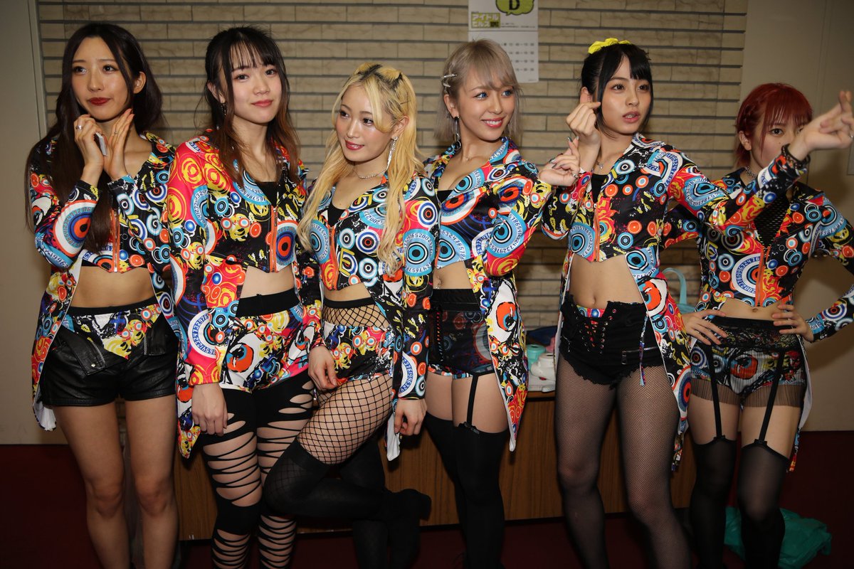 pl3Oog3M9sRgyuo's tweet photo. 📸2020年1月26日(日)
おはよう!アイドルヒルズREMIX SP
収録ライブVol.38
TOKYO FMホール
終演後集合写真
#集合写真
#TiiiMO
#Tiiigirl
#REEi #LisA #MiMA #LiLiIey #Nattiy #PiTii https://t.co/omVUDjy8hr