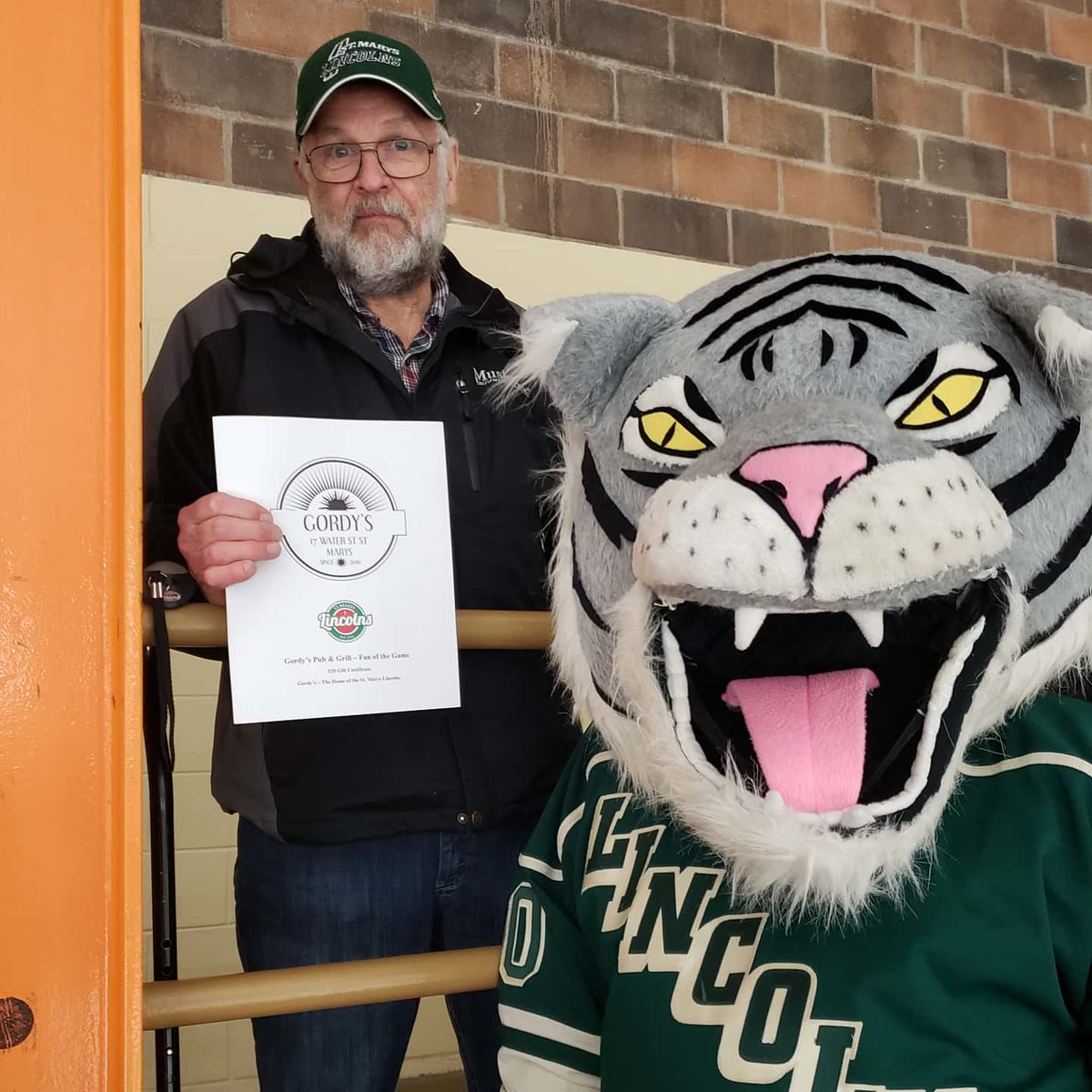 Thanks for being a great <a href="/stmlincolns/">St. Marys Lincolns</a> Fan! 

You are the #GordysBarStMarysOntario Fan of the Game!

GO LINCS GO!
#lincsfanofthegame