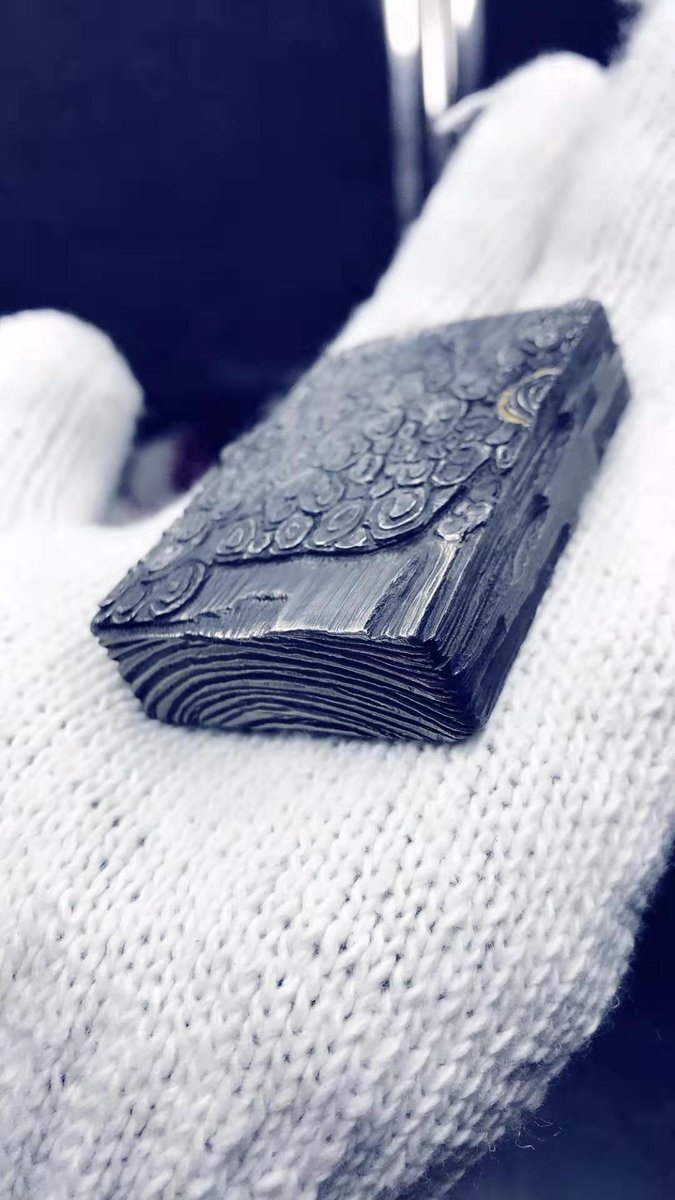 titaniumlighter's tweet photo. solid titanium lighter case custom huge hinger edc armor thinkness Zippo pipe insert camping outdoor gear handgraving engraver artwork #edcgear #edc #edccustom #edccommunity #edcflashlight #edcdump #zippo #zippolighter #lighter #lighters #smoke #smoking #everydaycarry #zippo https://t.co/Klce1zskoc