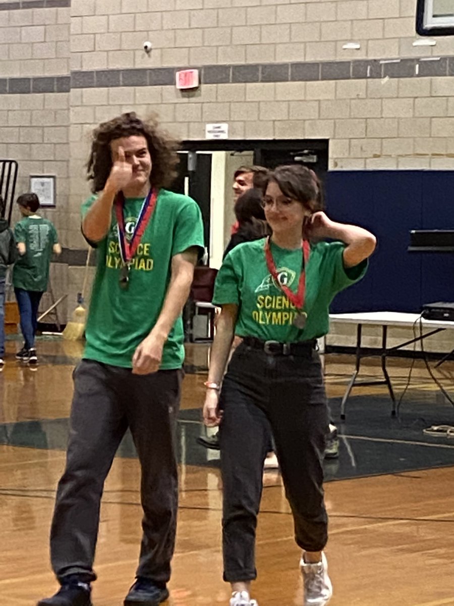 ScienceO_cghsnc's tweet photo. 💚👍We’re Happy and We Know It!!🙌💛 #cgscioly20 https://t.co/dhkSWfkB5Z