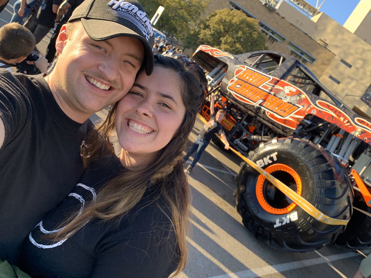 AtleeGray's tweet photo. #monsterjam https://t.co/Cn8dQhiVAs