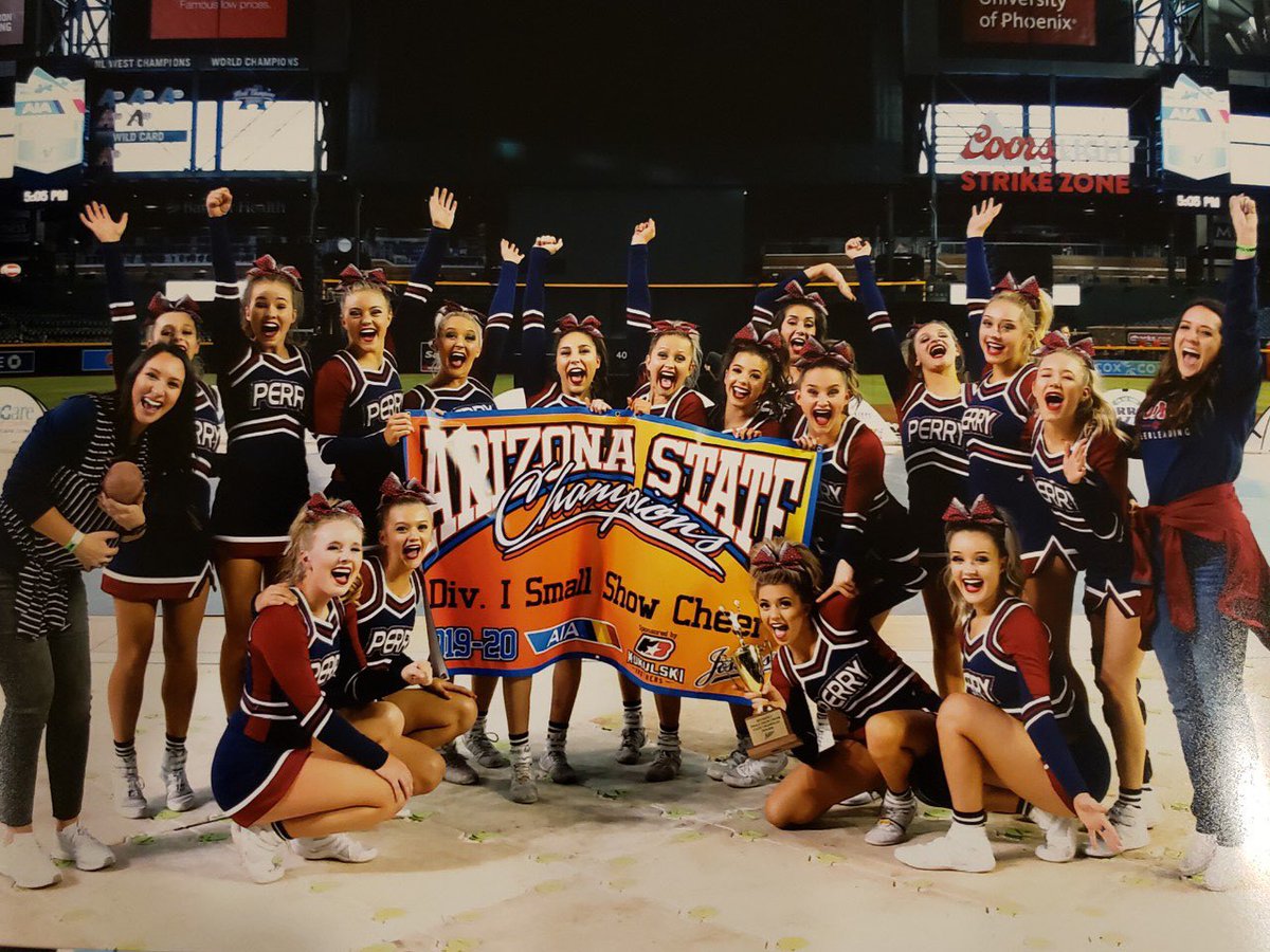 Humbled and honored! Your 2020 D1 small squad state champs!!!! 🏆🐾