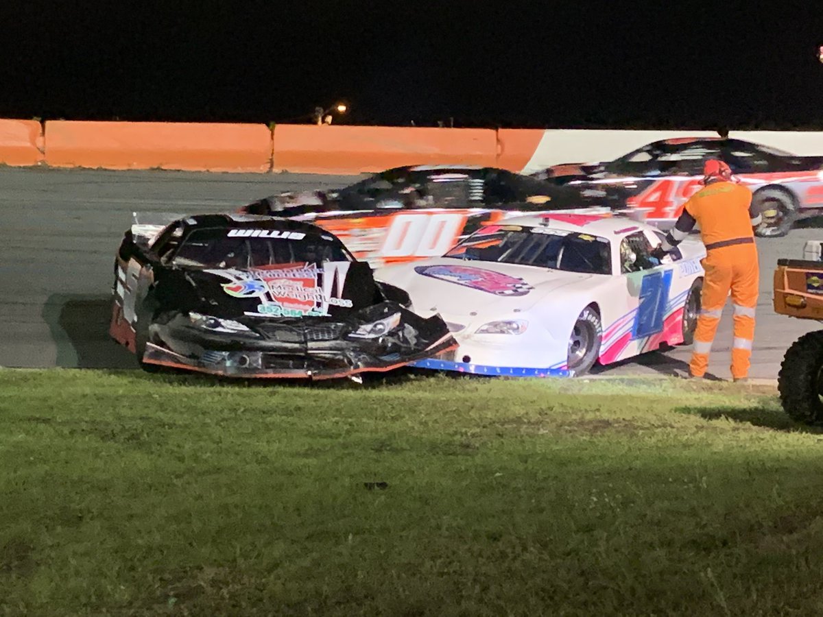 RacingAmerica's tweet photo. #CitrusSLM: @Alexaaaaa21 and Eric Willis get together on lap 24 of 75 @CitrusSpeedway. 

📺: https://t.co/uap6XGE7IB https://t.co/rCeVENEKVZ