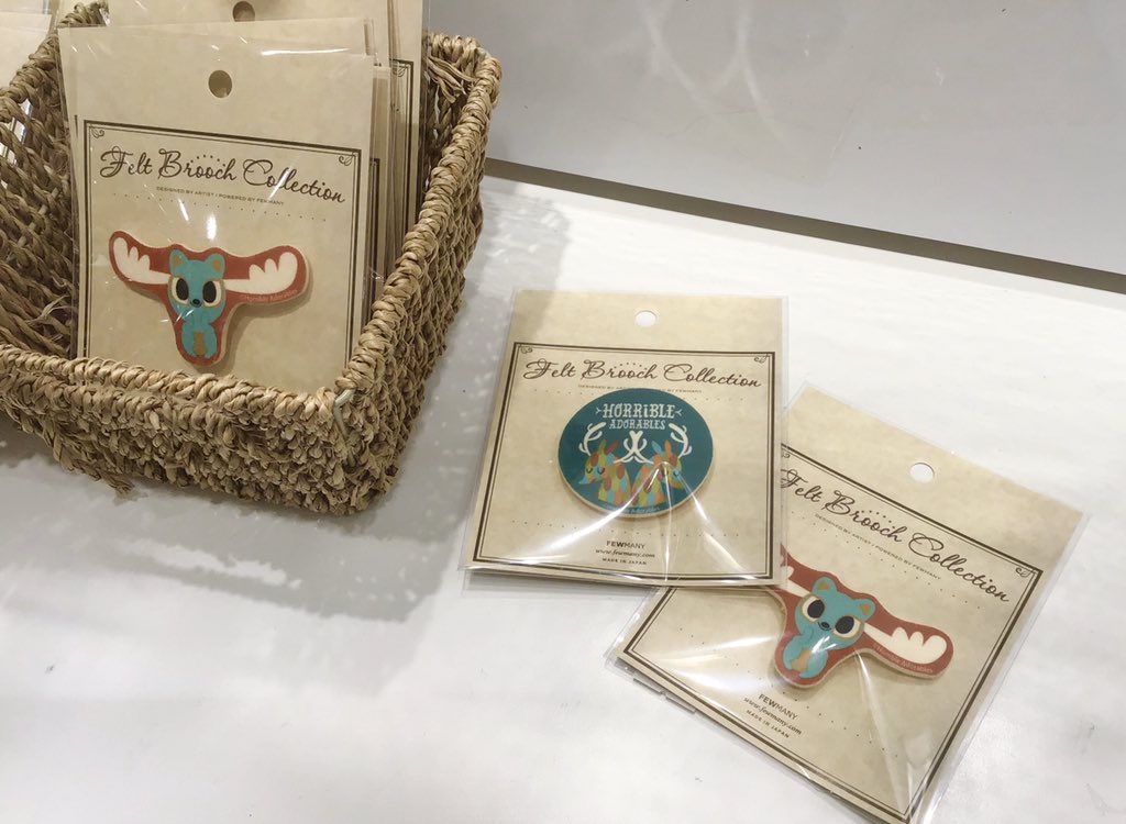 popspace_shop's tweet photo. Horrible Adorablesさん 個展
【HORRIBLE ADORABLES 】
2020.1.24(金)〜2020.2.5(水)
新宿FEWMANYにて開催中!
Jordan、Christopher夫妻によるユニットの展示会。
IG: @horrible_adorables
カラフルにフェルトを貼り付けた立体作品は見応え◎グッズもご覧下さい🦌
皆様のご来店お待ちしております✨ https://t.co/GOSYRCVuOo