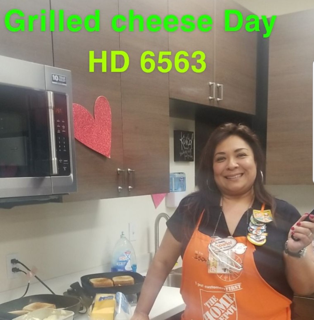 CamachoIza's tweet photo. Grilled cheese for my peeps @ The Home Depot #6563 Slaughter Lane Atx. https://t.co/p8Roo7wO0d