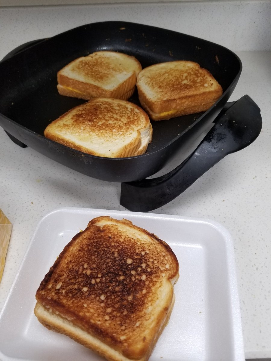 CamachoIza's tweet photo. Grilled cheese for my peeps @ The Home Depot #6563 Slaughter Lane Atx. https://t.co/p8Roo7wO0d