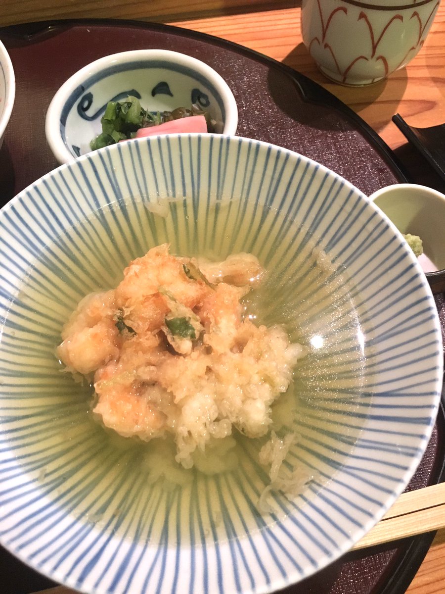 なみ メメメ 新曲wv 幻影ヴィジョン 配信中 Twitterren 神戸 三宮 天ぷら ミシュラン 天徳 ランチ 神戸オークラホテルでお勤めだったこちらのご店主 平成13年に天皇皇后両陛下が神戸にご滞在の際に天ぷらを担当されたそうです 早くもふきのとうが なみ メメメ 新曲wv 幻影ヴィジョン 配信中 Twitterren 神戸 三宮 天ぷら ミシュラン 天徳 ランチ 神戸オークラホテルでお勤めだったこちらのご店主 平成13年に天皇皇后両陛下が神戸にご滞在の際に天ぷらを担当されたそうです 早くもふきのとうが