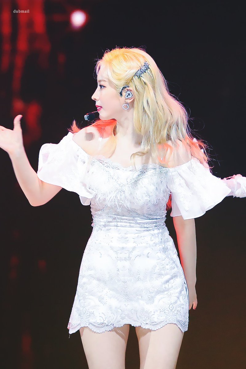 dubmail_com's tweet photo. 200130 #서울가요대상 
#다현 #DAHYUN #ダヒョン 
#트와이스 #TWICE https://t.co/AtqDTT9k5f