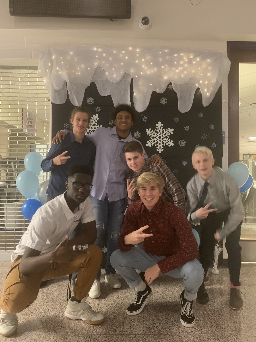 JrClassPHSC's tweet photo. ❄️💙 #WinterDance2020 #PHSC #PickCentral #JuniorClass #PromCommittee #Fundraiser #PLSDProud https://t.co/DEKgIUs3Ed