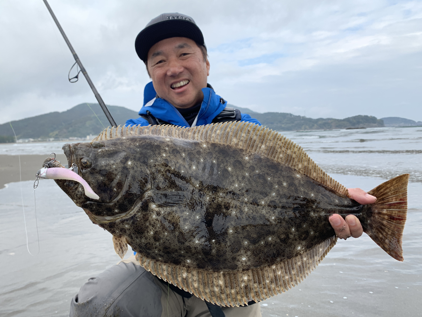 تويتر 釣りビジョン على تويتر Snsは最強のヒラメタックル Snsを駆使したら 厳寒期でもヒラメを釣ることが 出来るかを検証します 結果やいかに ヒラメイト 24 堀田光哉 放送は 3月27日金曜22時から 釣りビジョン 釣り フィッシング Fishing 釣り