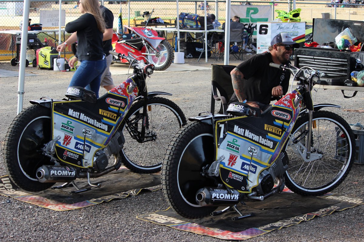 Happiness is 40-38 tweet media