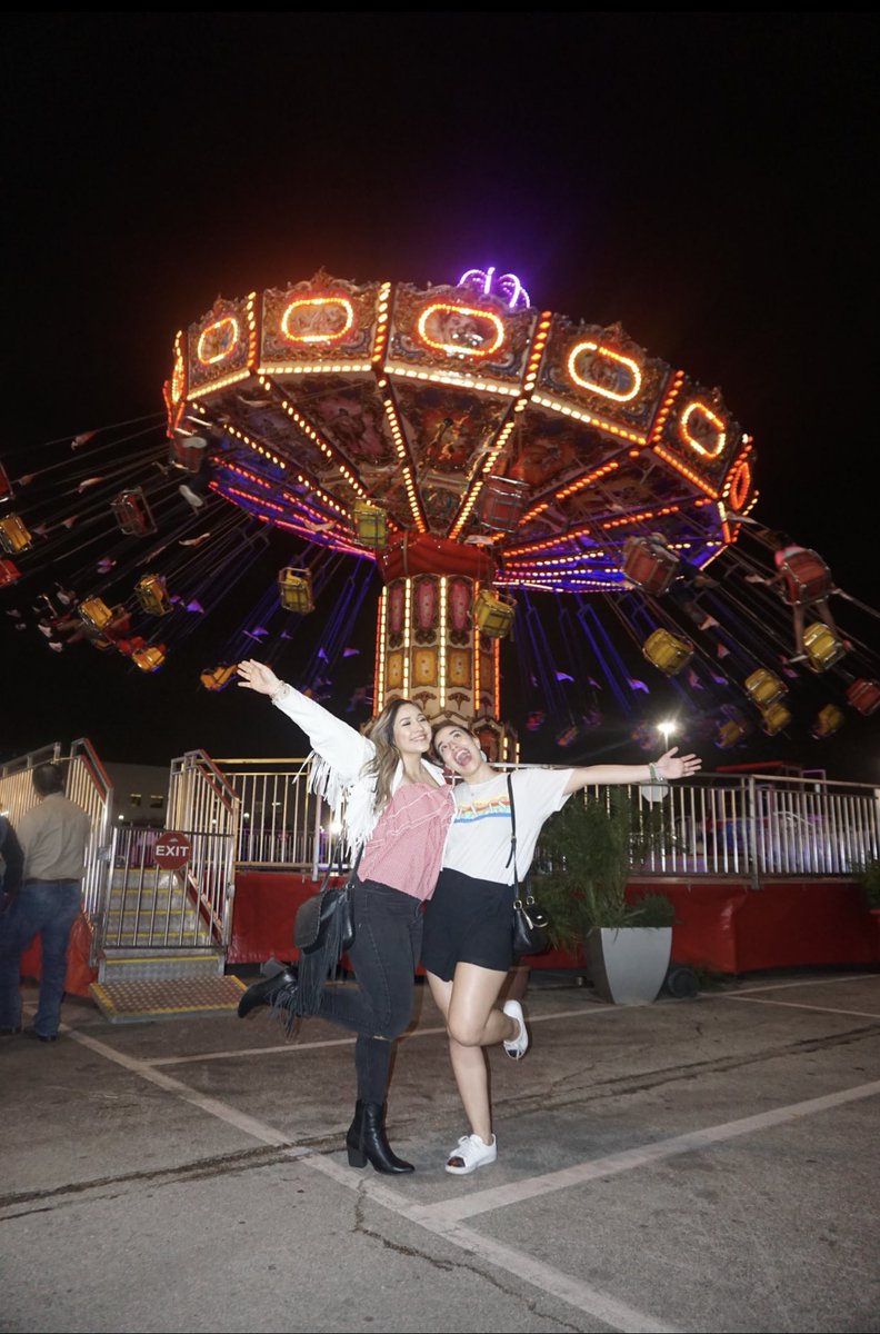 HoustonLocatio1's tweet photo. Houston Rodeo 2020

March 3-22 

Who’s ready for the best season!

Rodeo, livestock, concert, carnival, &amp; fried food. 

 (Feb 4th they are going to announce the remaining 3 artists for the lineup) Who do you think they are? https://t.co/LVmAiLuPQi