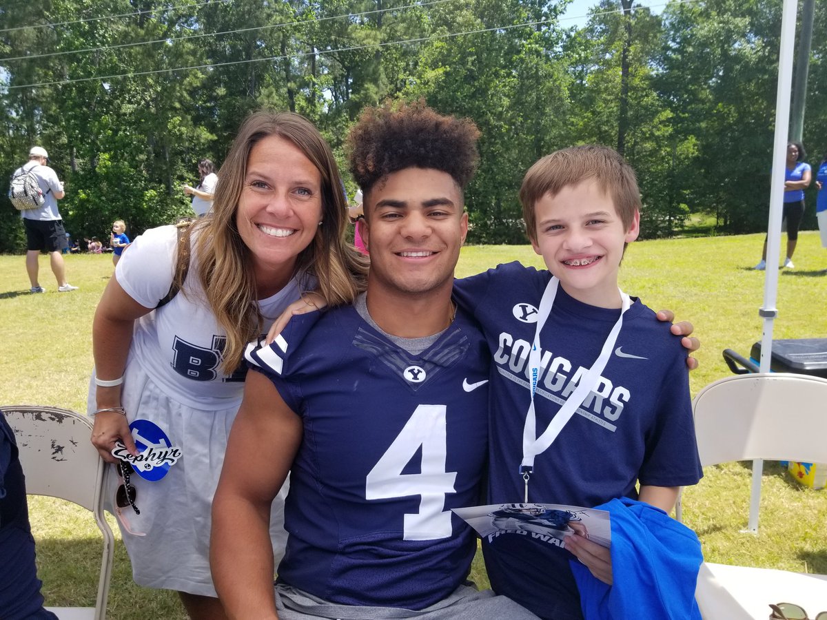 psueppe's tweet photo. @fred_warner Good Luck tomorrow! #SuperBowlLIV #49ers #BYUFOOTBALL @Katrinker71 https://t.co/CsTr11FUgk