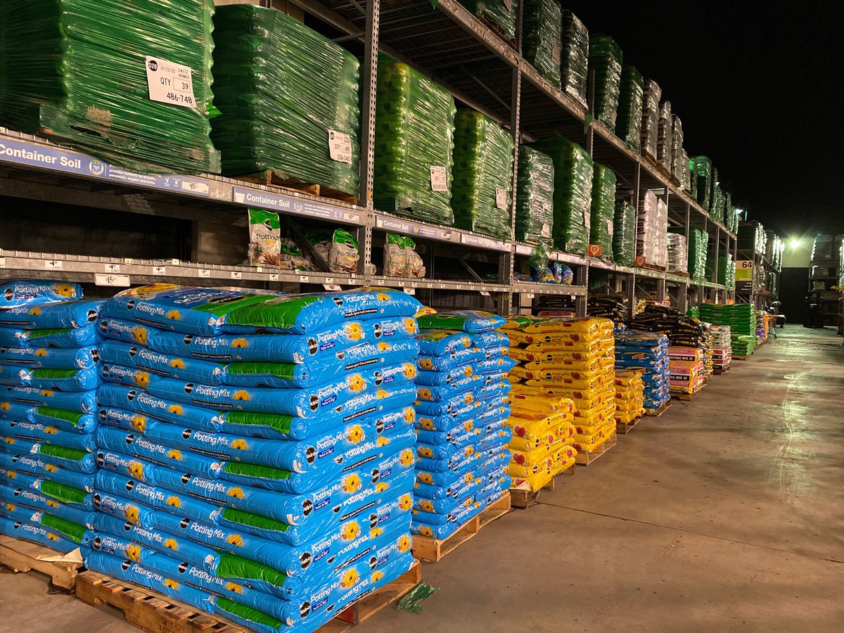 AttusoRyan's tweet photo. Scott and Robert packing out the soils at 8582!! ⁦@BrentBareTHD⁩ ⁦@BainesMarcy⁩ ⁦@D66Celest⁩ ⁦@FaryalAhmed20⁩ https://t.co/0z0YTXr6me