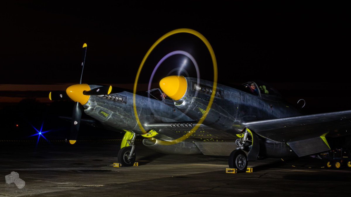 PringPhotograph's tweet image. Engine number 1 cranks into life

#xp82nightrun #xp82 #twinmustang #warbird #vac #ValiantAirCommand #Tico #Titusville #loveFL #aviationdaily #aviationc