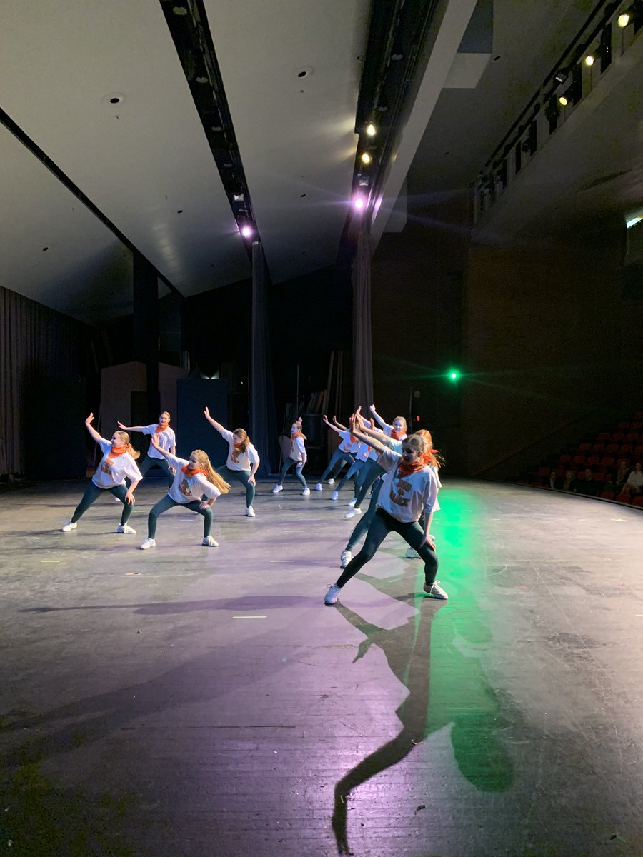 Ryle Dance Team tweet media