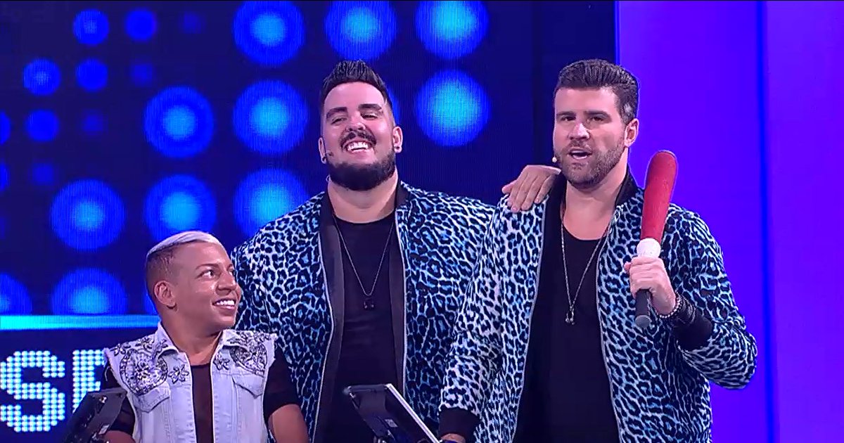 RedeTV's tweet photo. O pessoal do #OpenFarra foram os outros convidados famosos do Marcelo de Carvalho (@MarceloCRedeTV) no #MegaSenha deste sábado https://t.co/DOCsWfW1As