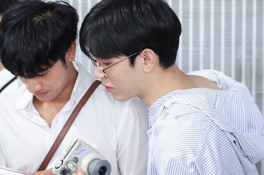 “we keep this love in a photograph, we made these memories for ourselves”  #เตนิว