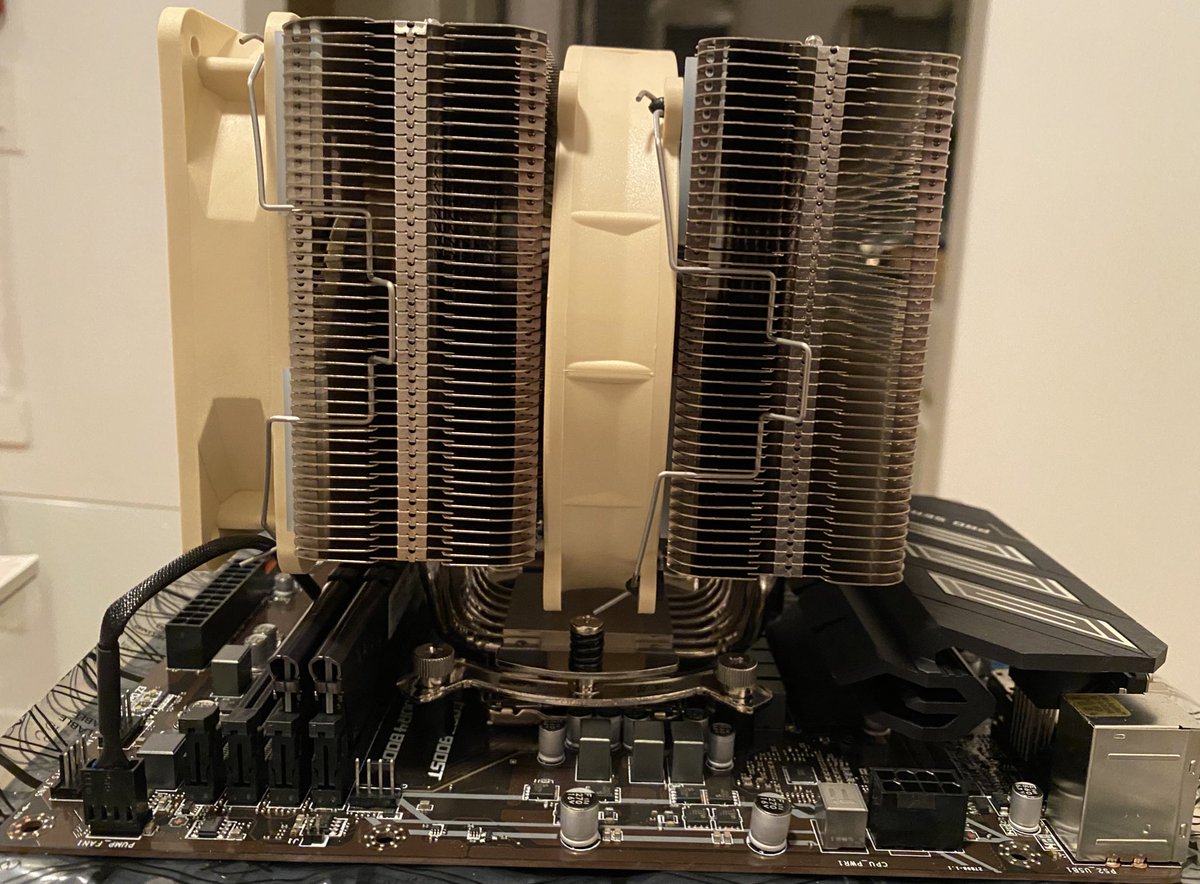 GamesKapali's tweet image. This CPU fan doubles as an air conditioner in the summer.  PC building underway.  #noctuafans #pcstreaming #twitch #geekoverload