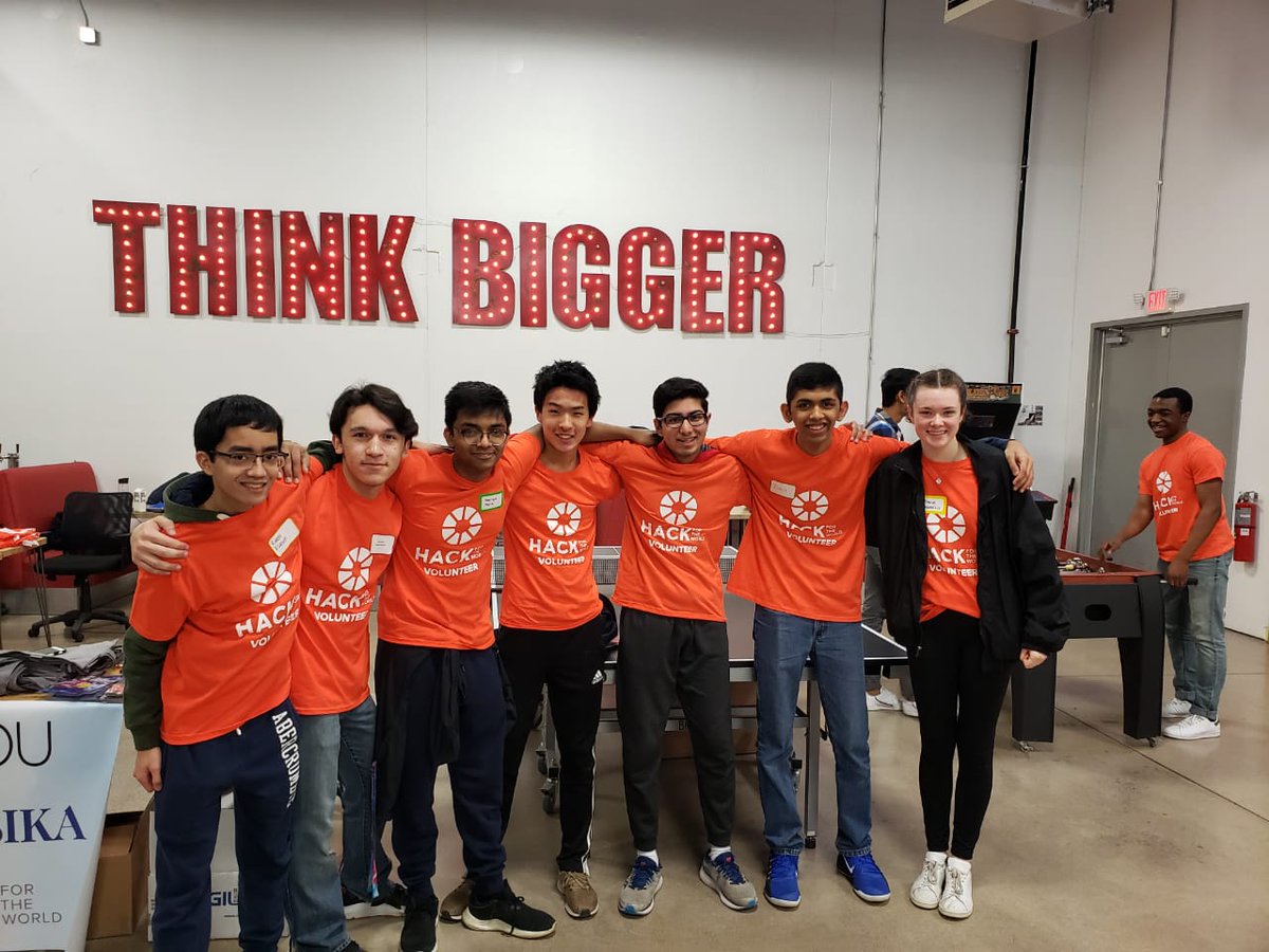 alpagosar's tweet photo. #hackftw Naperville North Computer science club's hackathon event https://t.co/CWTG3nVBUw
