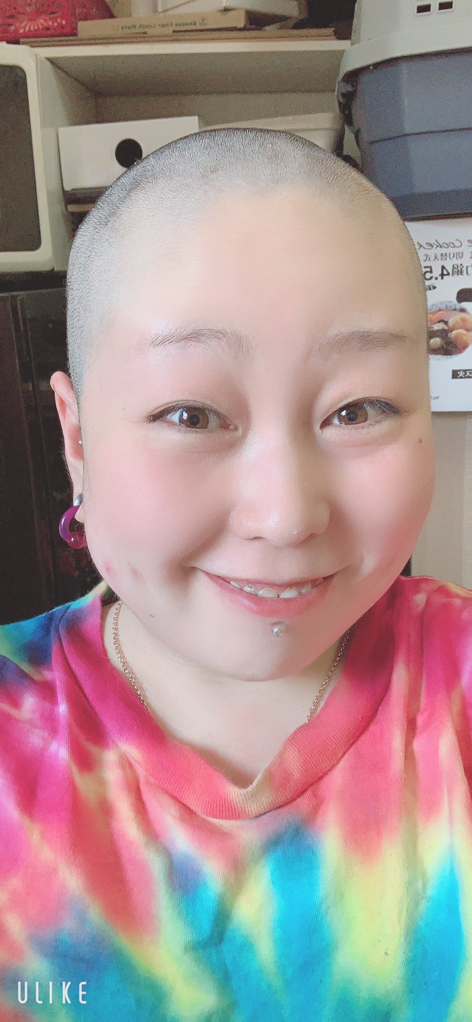 つばさ 日常 人生で1度はやりたかった丸坊主にしちゃった さよなら髪の毛 5厘ですww 坊主女子 5厘 T Co Niyu1ncqlz Twitter