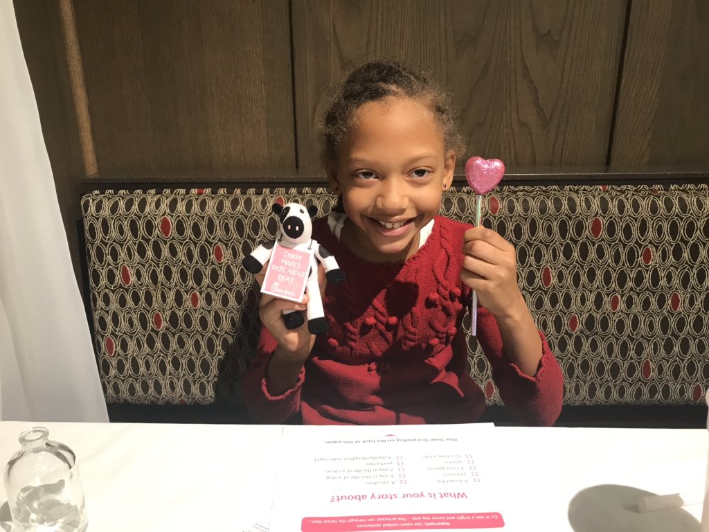 dbaOnTap's tweet photo. #OnTapToday Don’t hate that you didn’t have a #DDDN @ChickfilA like I did. Including a limo ride. https://t.co/VlVNLga6Pn