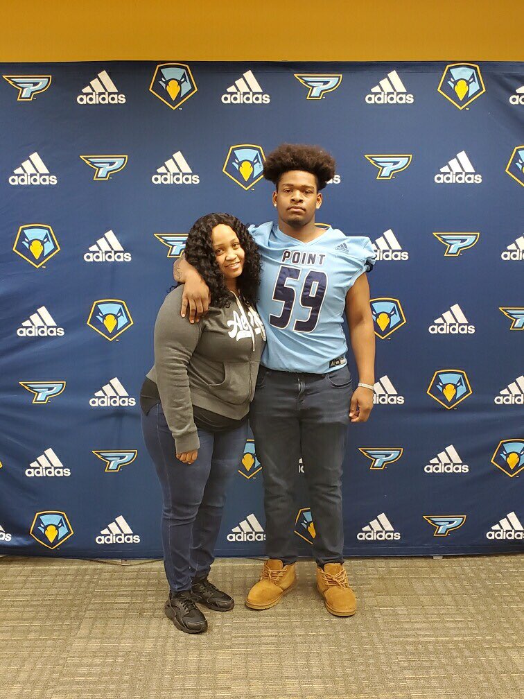 DarealVonte1's tweet photo. Had a great visit today at point university @CoachCasterlin @CoachKAdkins @RecruitGeorgia @coachgiddens84 @CoachMann_ https://t.co/QfoTVnjY3E