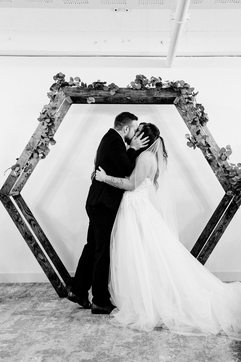kaysatterly's tweet photo. Still feels like a dream 🤍 https://t.co/4OOtkT7y0A