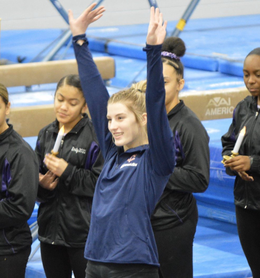 ctrsjulie's tweet photo. Tri-County Gymnastics brings home 4 tip 10 finishes from Merrillville today!  3rd vault, 5th beam, 10th floor, 8th all-around.  @tccavscountry #tricountygymnastics #ihsaagymnastics https://t.co/Srrer0UzoO