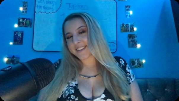 #WoahItsStar #SubButton #YouNow🔴 LIVE @woahitsstar_ on #YouNow younow.com/.woahits_star.…