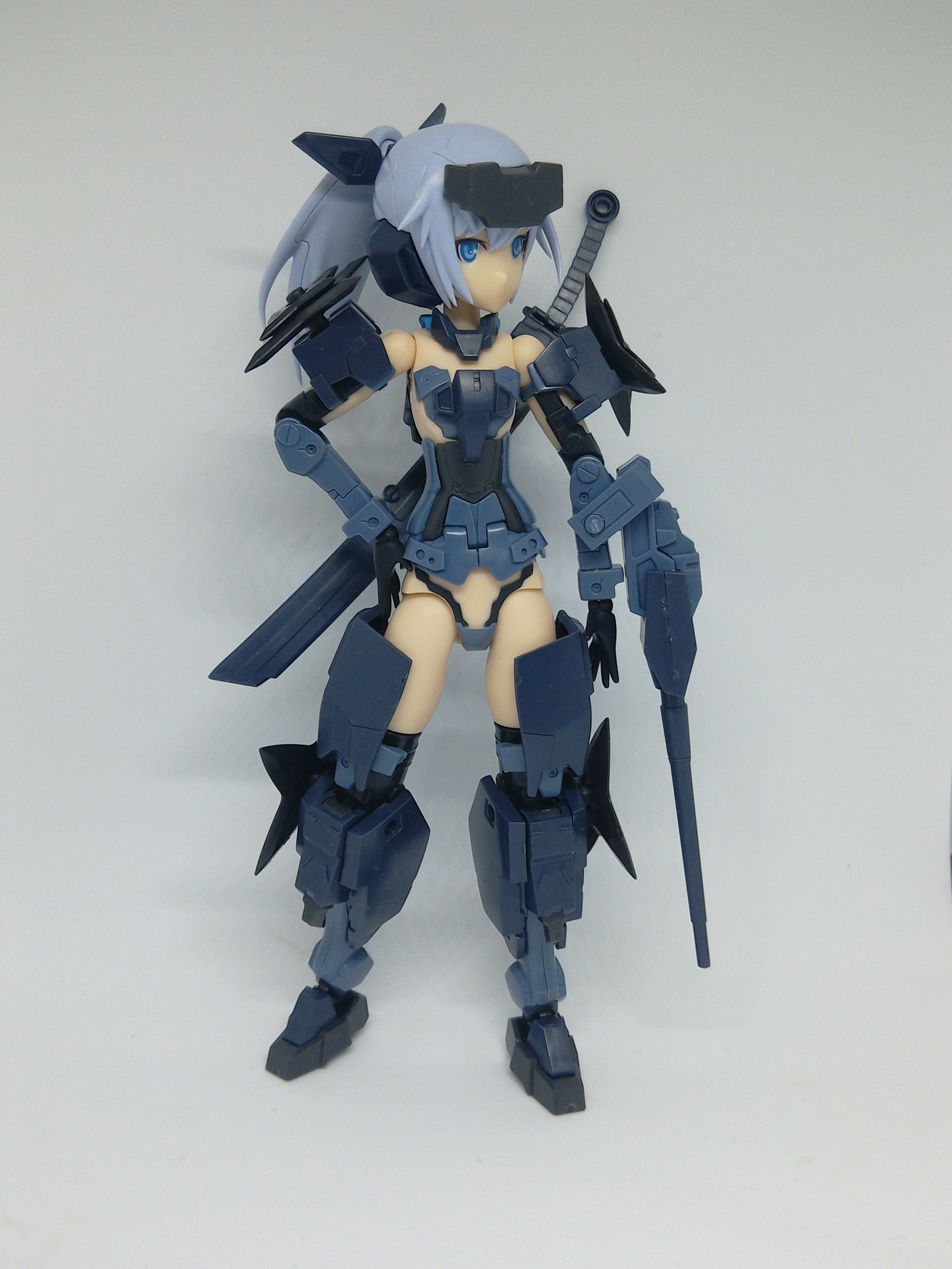 プラモ狂三郎 フレームアームズ ガール 迅雷 Indigo Ver 赤よりも青の方が好き フレームアームズ ガール 迅雷 T Co A318tmvyni Twitter