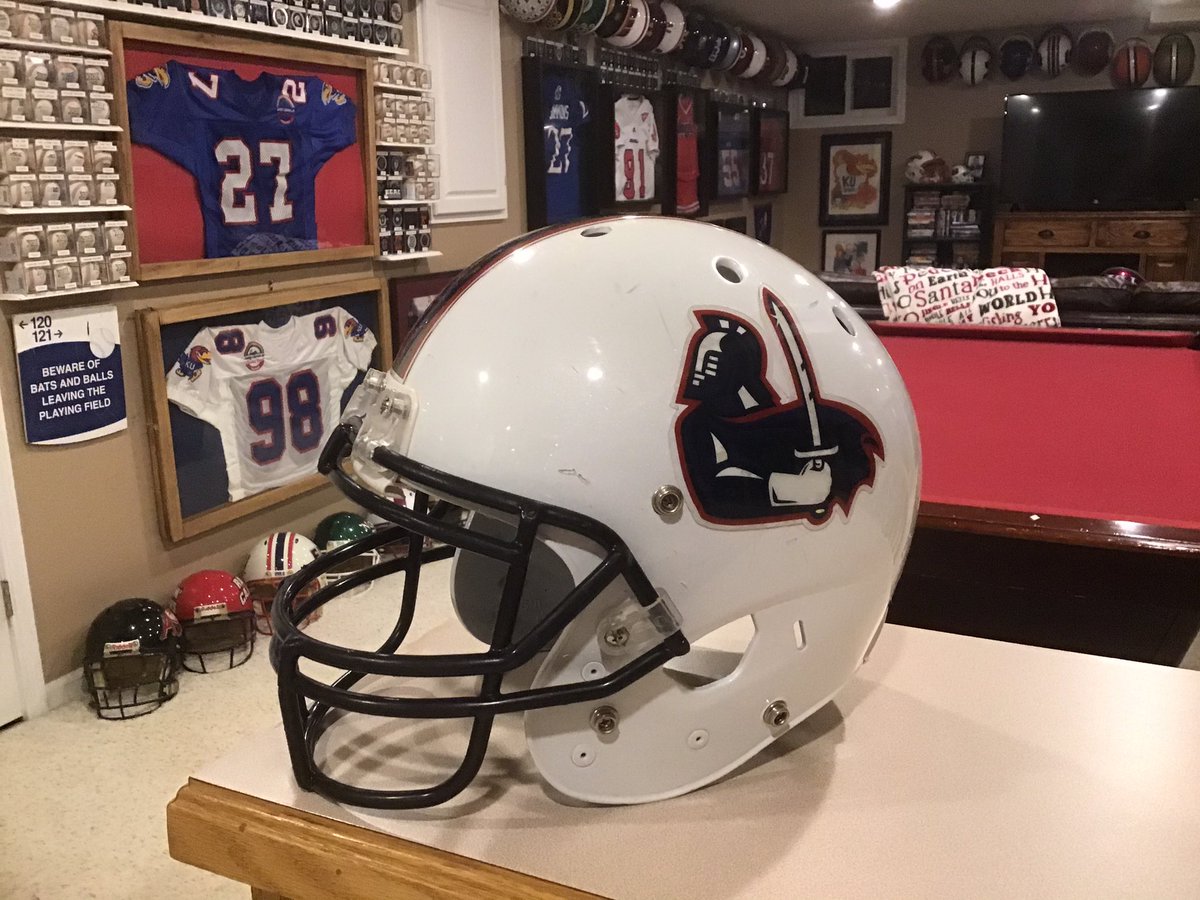 JerryQuickel's tweet photo. New Lid Alert - Sterling College Warriors! Thank you Coach Hansen! #kcacfootball https://t.co/d10W3PpsNK