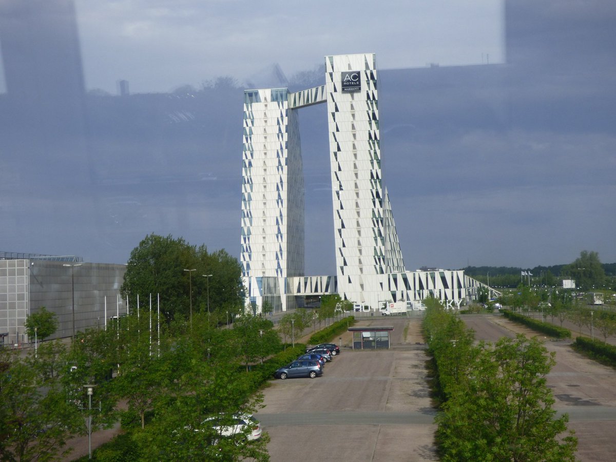 Dana Travels the Blue Marble tweet media