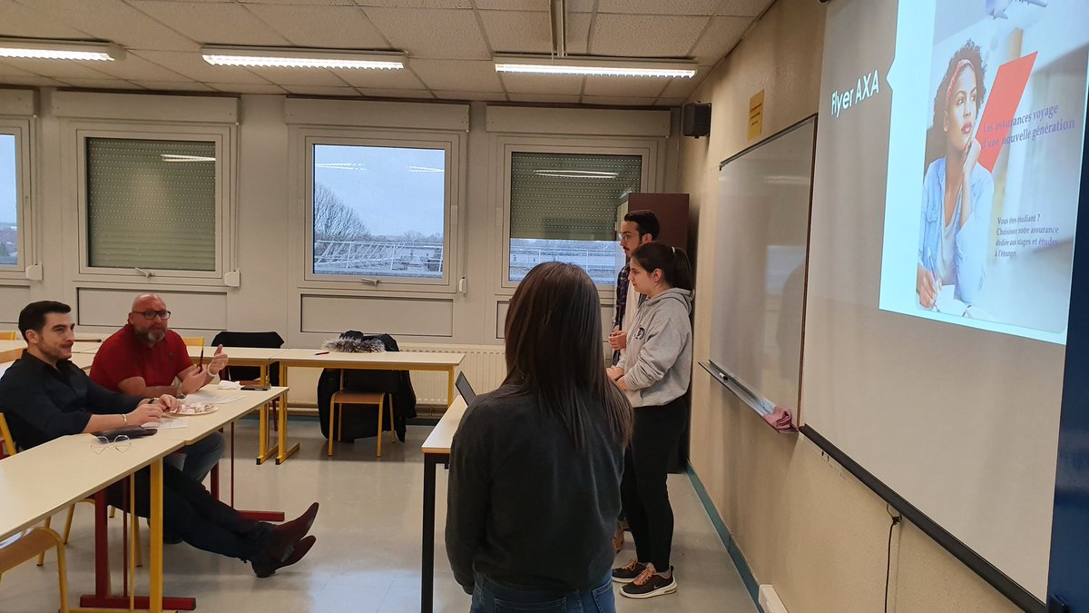 On se remet d'une #JPOIUT2020 <a href="/IutTroyes/">IUT Troyes</a> intense par une matinée dominicale couette... encore bravo aux organisateurs et participants <a href="/Les24HDW/">Les 24 Heures Du Web</a> avec <a href="/MMITV3/">MMITV3</a> et #AxaBusinessChallenge ainsi que le #CaféDesParents