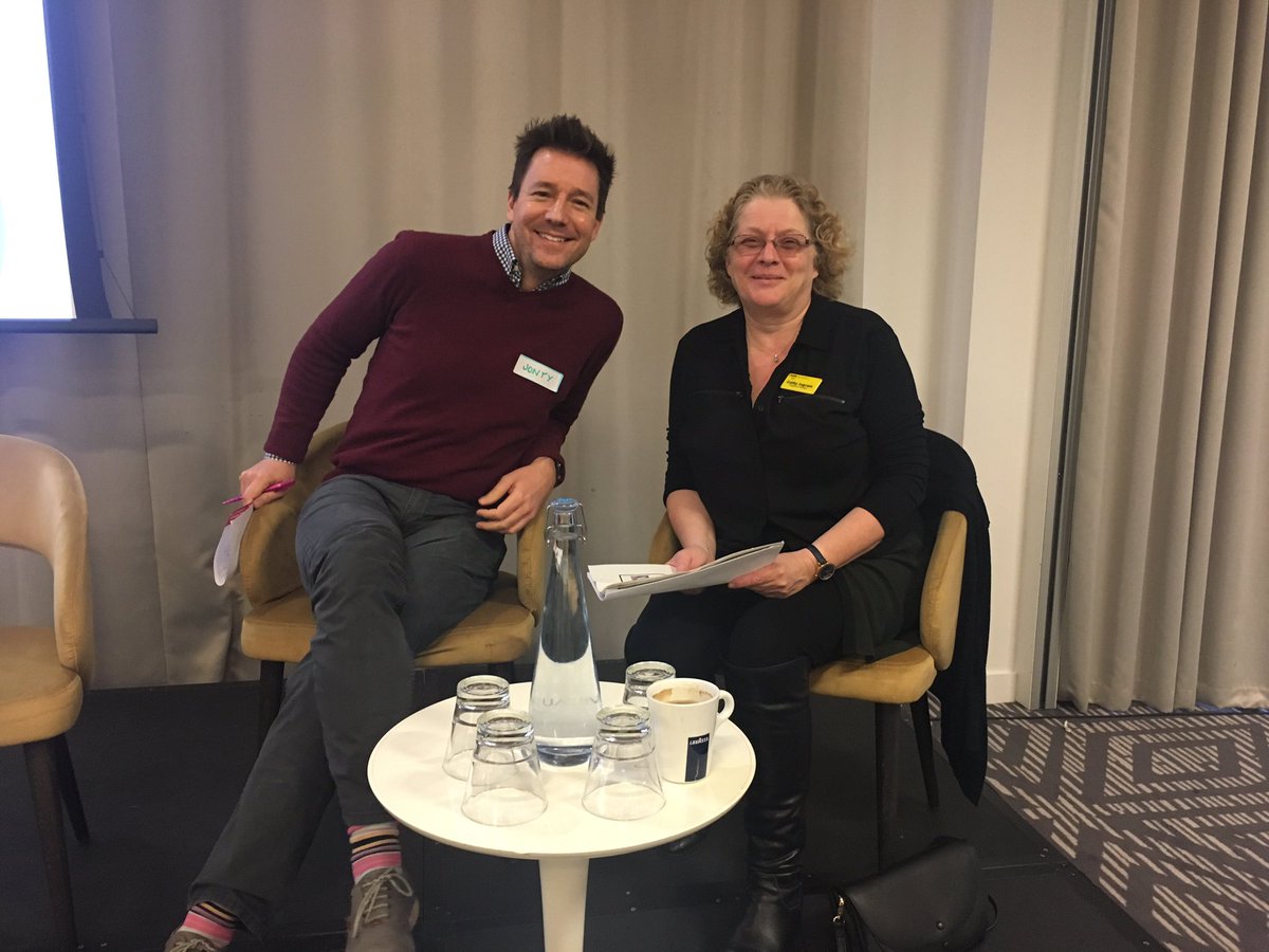 OneLondon4's tweet photo. Expert representatives Cathy Ingram @GSTTnhs and GP @TheDrJonty provide an overview of social care services, who’s involved and why it’s important for health and social care staff to work closely together #citizenssummit #londontalksdata https://t.co/CdFoXNL7ro