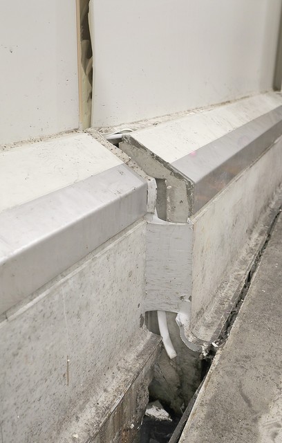 Povertyjavelin ニュー速民さん 豊洲の画像を武漢病院の内装と騙され馬鹿にしてしまう T Co U2ija9jq7c ネトウヨ怒りのアニメ鑑賞