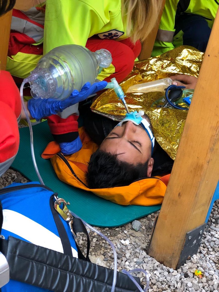 AlbanianCouncil's tweet photo. Pre- Hospital Trauma Management !
Albania 🇦🇱 https://t.co/Xpd9BKyQ71