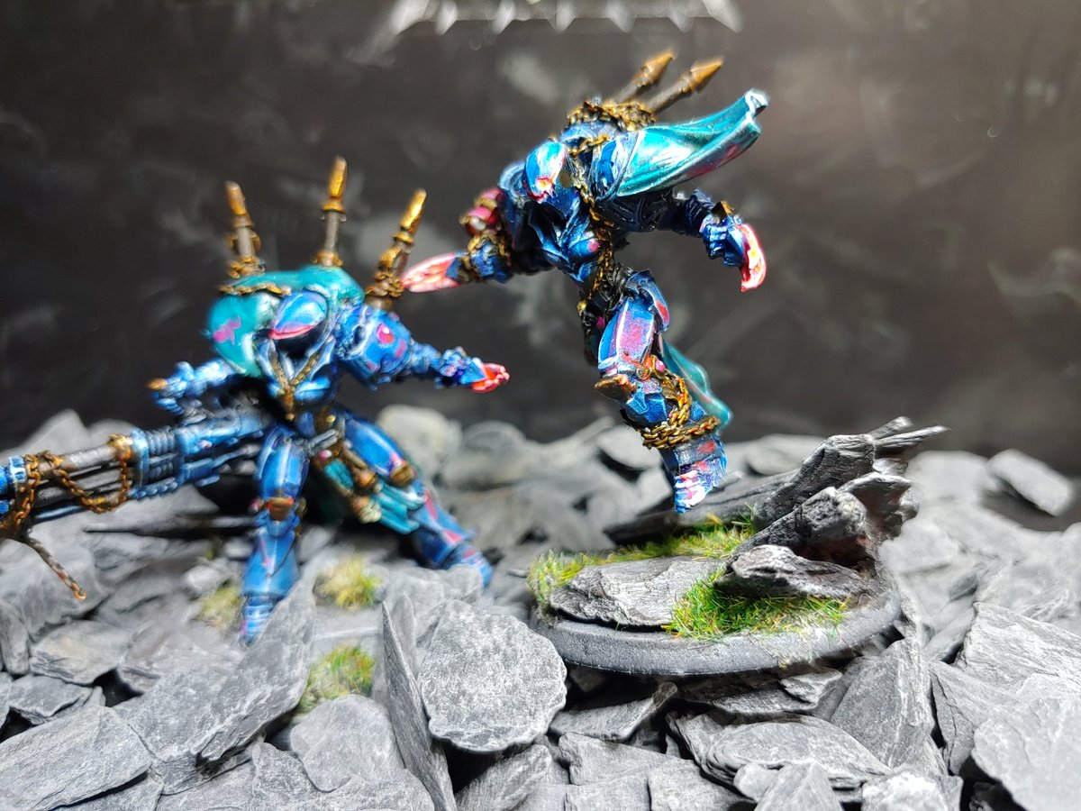 ThejsuN's tweet photo. Stopping for the night but really loving how the colors are coming together for my Slaanesh Terminator stand-ins.
#warmongers #RagingHeroes #40k #MiniConversion #vaporwave https://t.co/AZ2tTBXYkD