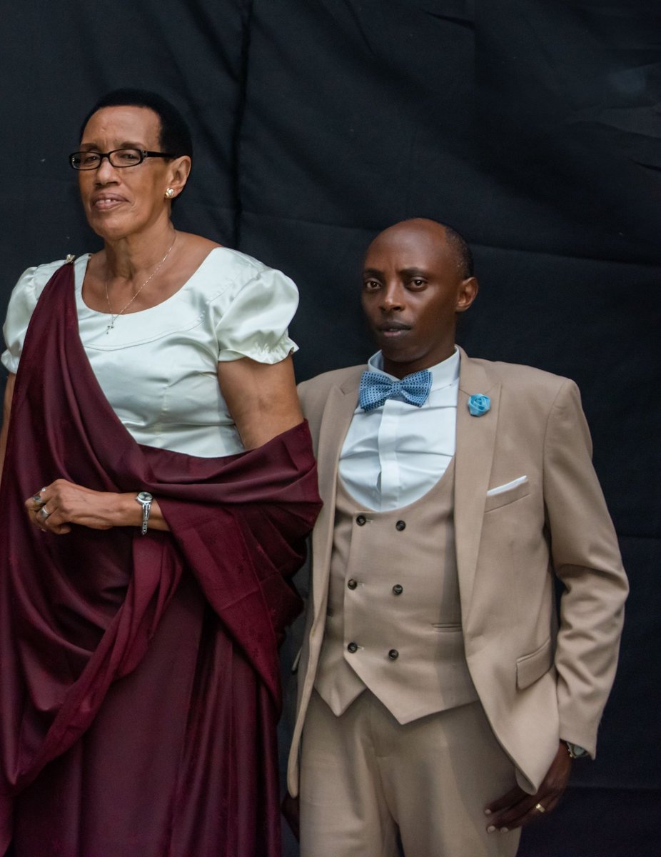 Zima Blue tweet media