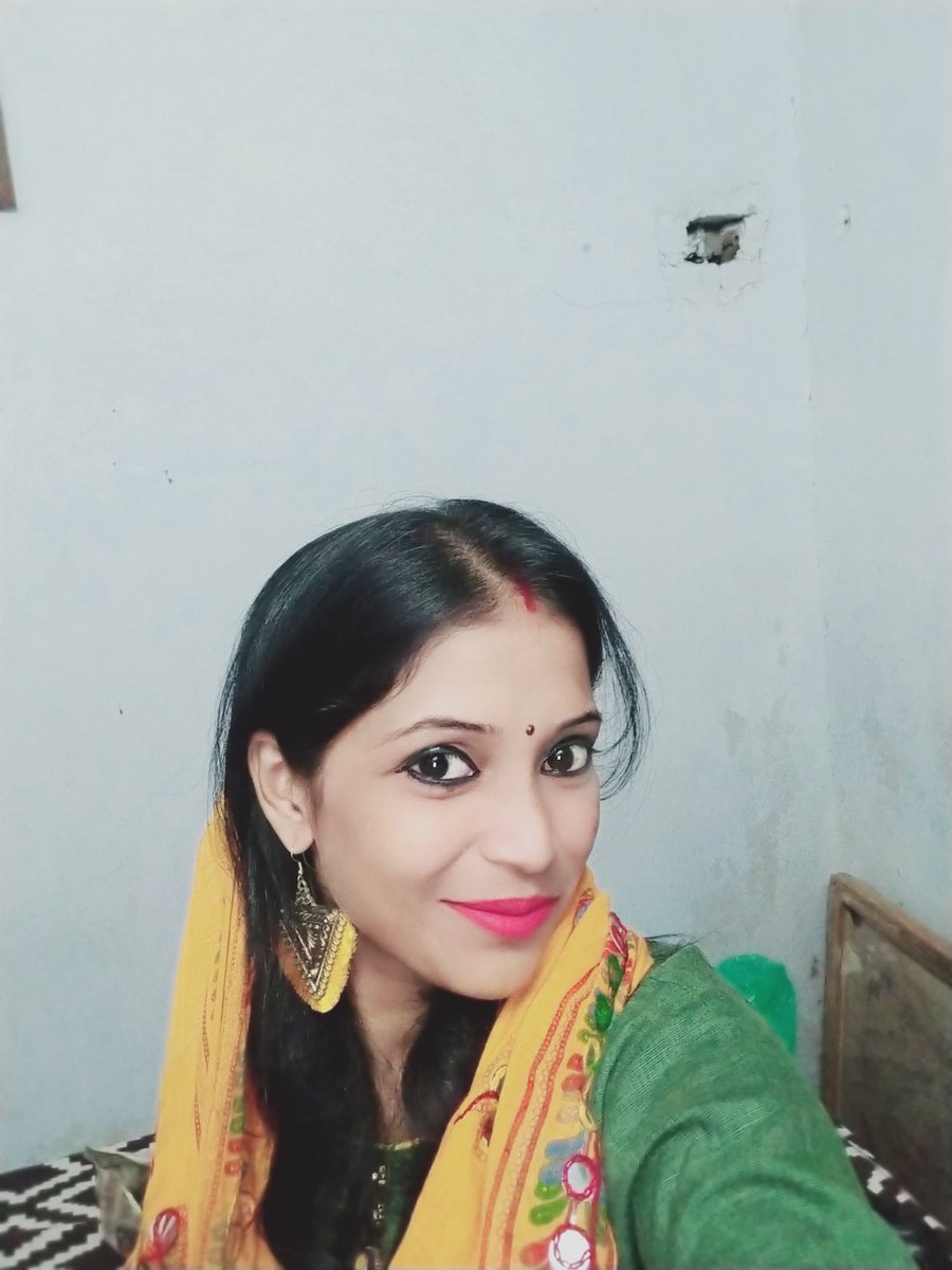 Anti_Congressi's tweet photo. Here is my entry uncle जी
#TilakTwitter
#BindiTwitter
#bigbindi #smalbindi https://t.co/2kKyc1yIVN