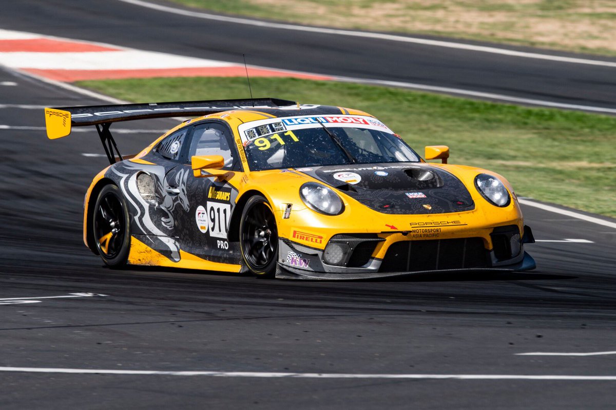 PorscheAus's tweet photo. Porsche 911 GT3 R results at the 2020 @Bathurst12hour #B12hr 

P4 #911 @absolute_racing 
P7 #912 @absolute_racing 
P9 #1 @Meguiars @EBMTeam 
P10 #4 @GroveRacing (1st in Pro-Am)
P11 # @racingcj @EBMTeam (2nd in Pro-Am) https://t.co/kTNmbBpsyY