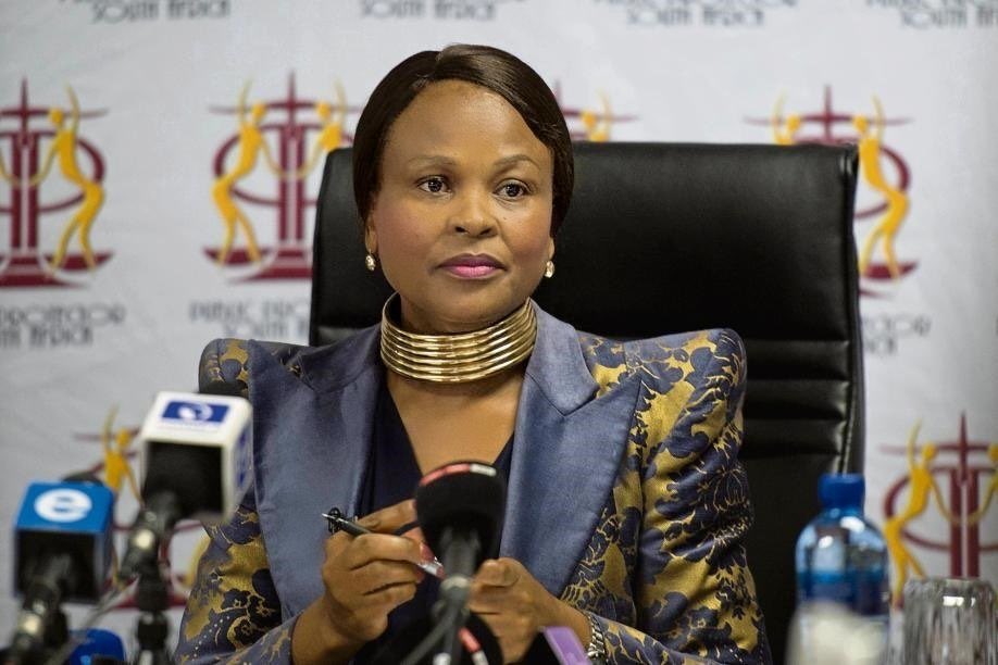 FidelGastro187's tweet photo. Happy birthday to our @PublicProtector @AdvBMkhwebane, strength to you PP and many more.
#HappyBirthdayPP
#HandsOffPP https://t.co/qw5myemKu8