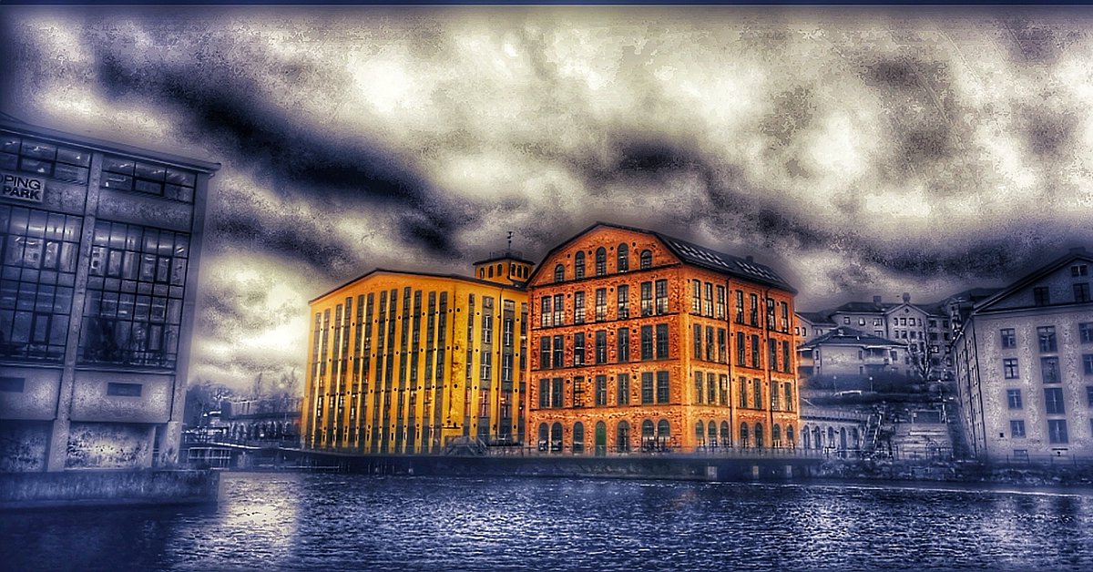 osin_marcus's tweet photo. Ytterligare ett fotografi taget nu i januari. Känner kreativiteten växer, både gällande föreläsningar, skrivande och fotografi.
#livet
#life
#photooftheday
#hdr
#writerslife https://t.co/qyvKcC3ZTH